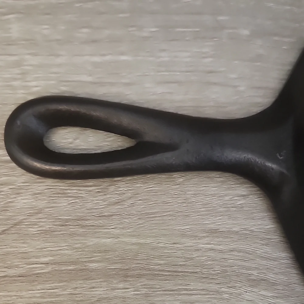 Cast Iron Skillet - Picture 6 of 6